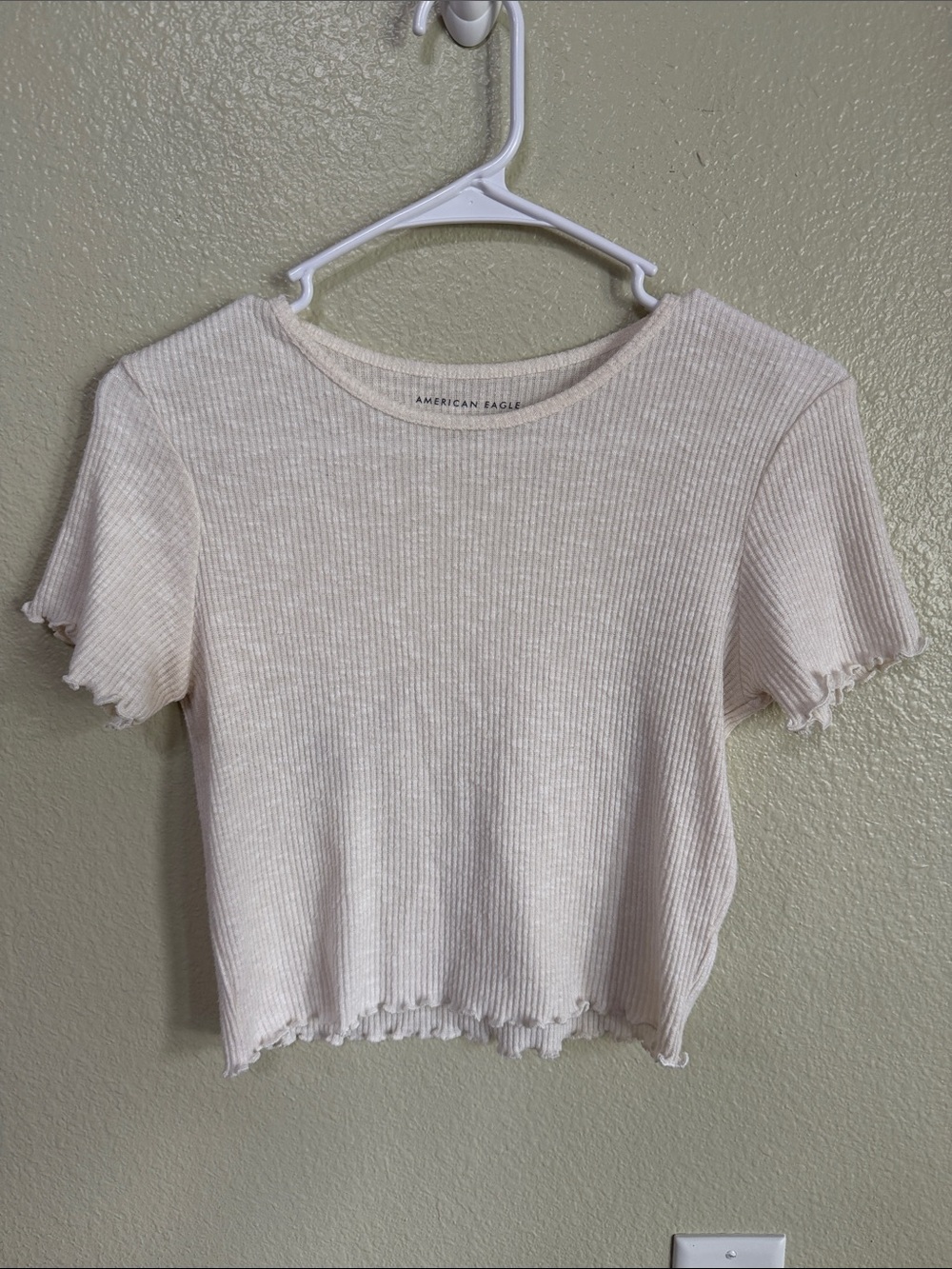 American Eagle Outfitters Cream Ribbed Lettuce-Edge Top